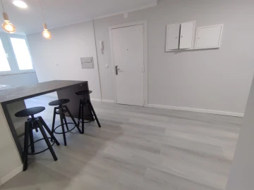 Apartamento T2 para Venda em Benfica