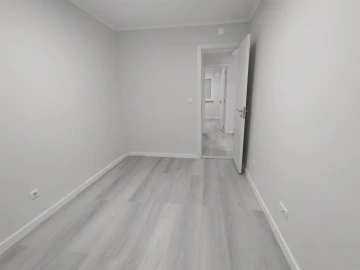 Apartamento T2 para Venda em Benfica