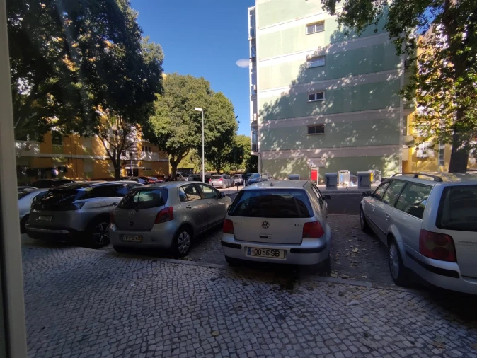 Apartamento T2 para Venda em Benfica Foto 30