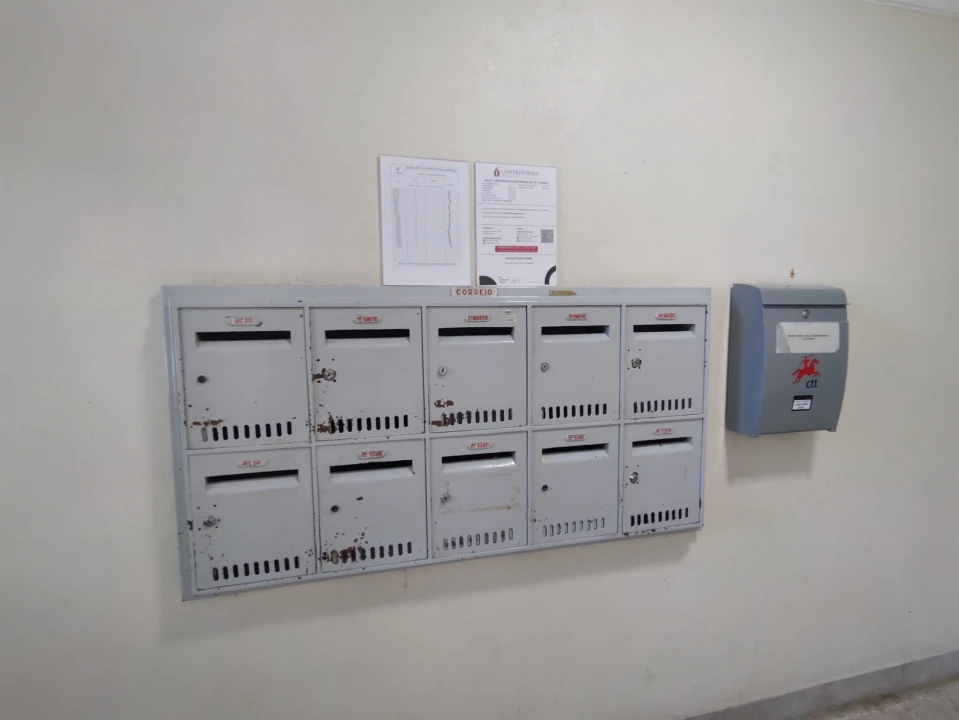 Apartamento T2 para Venda em Benfica Foto 29