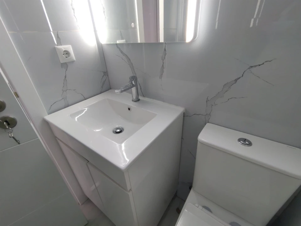 Apartamento T2 para Venda em Benfica Foto 28