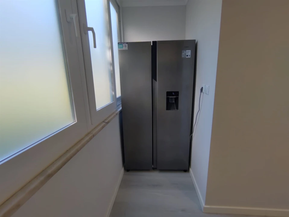 Apartamento T2 para Venda em Benfica Foto 9