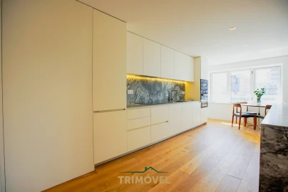 Apartamento T4 para Venda em O. Azeméis, Riba-Ul, Ul, Macinhata Seixa, Madail