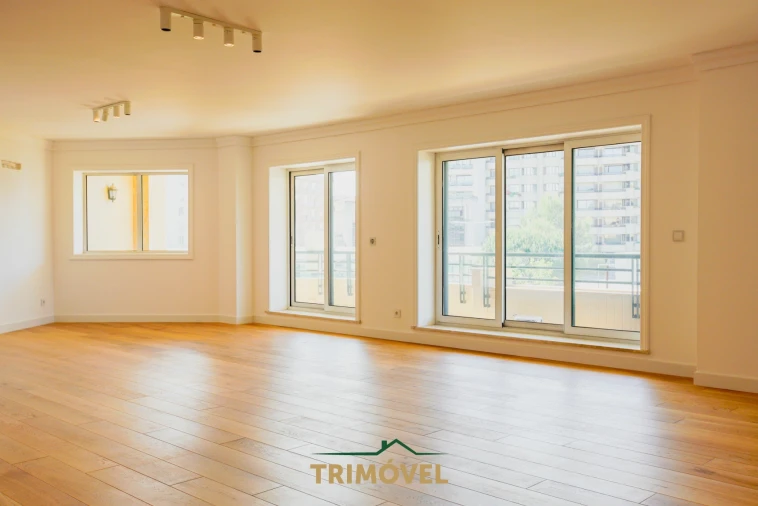 Apartamento T4 para Venda em O. Azeméis, Riba-Ul, Ul, Macinhata Seixa, Madail Foto 19