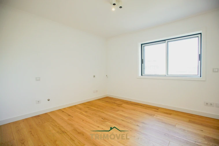 Apartamento T4 para Venda em O. Azeméis, Riba-Ul, Ul, Macinhata Seixa, Madail Foto 33