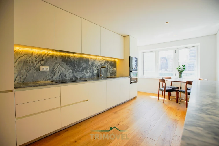 Apartamento T4 para Venda em O. Azeméis, Riba-Ul, Ul, Macinhata Seixa, Madail Foto 9