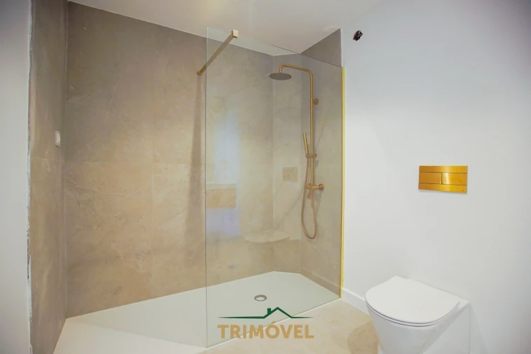 Apartamento T4 para Venda em O. Azeméis, Riba-Ul, Ul, Macinhata Seixa, Madail Foto 49