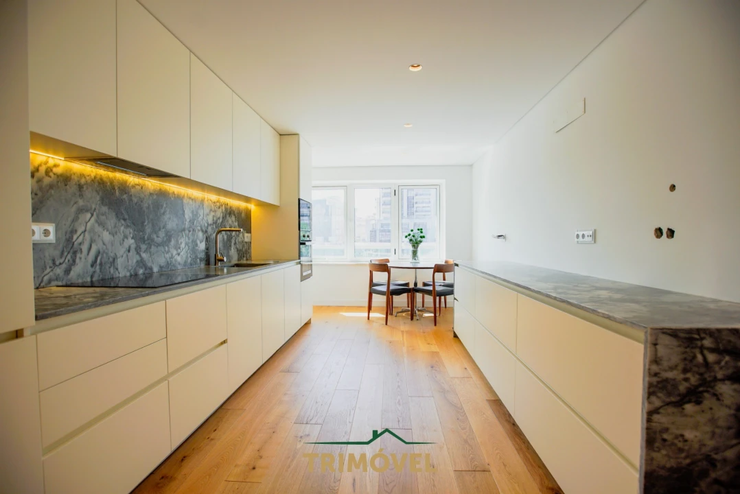 Apartamento T4 para Venda em O. Azeméis, Riba-Ul, Ul, Macinhata Seixa, Madail Foto 10