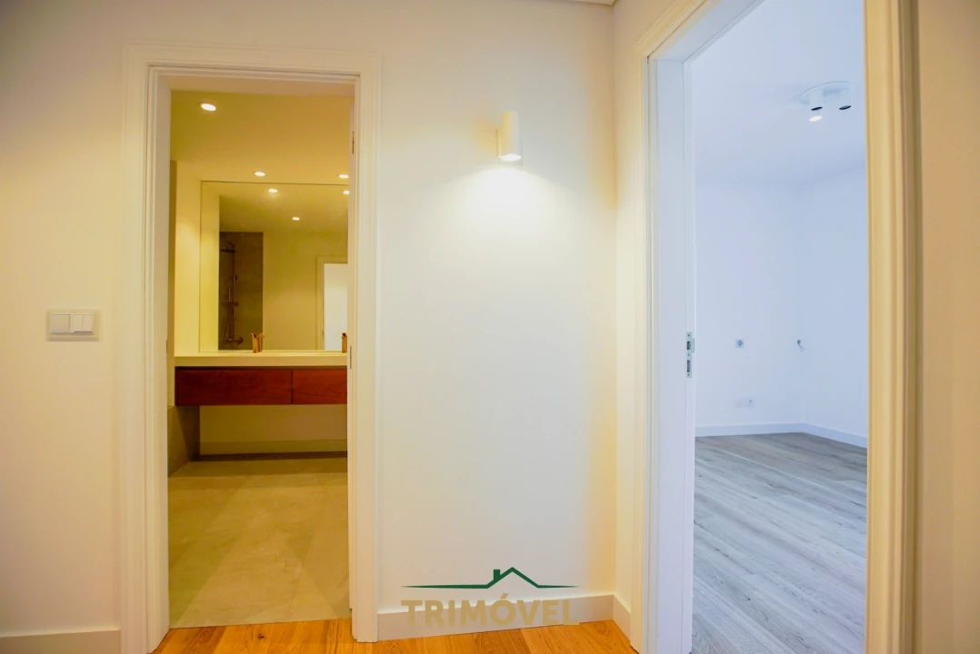 Apartamento T4 para Venda em O. Azeméis, Riba-Ul, Ul, Macinhata Seixa, Madail Foto 32