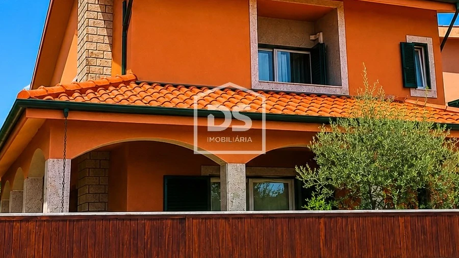 Moradia T3 para Venda em Serzedo e Perosinho