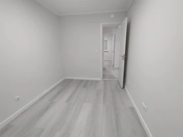 Apartamento T2 para Venda em Benfica