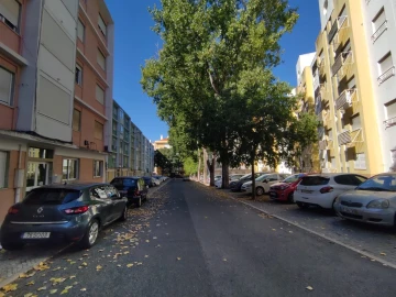 Apartamento T2 para Venda em Benfica