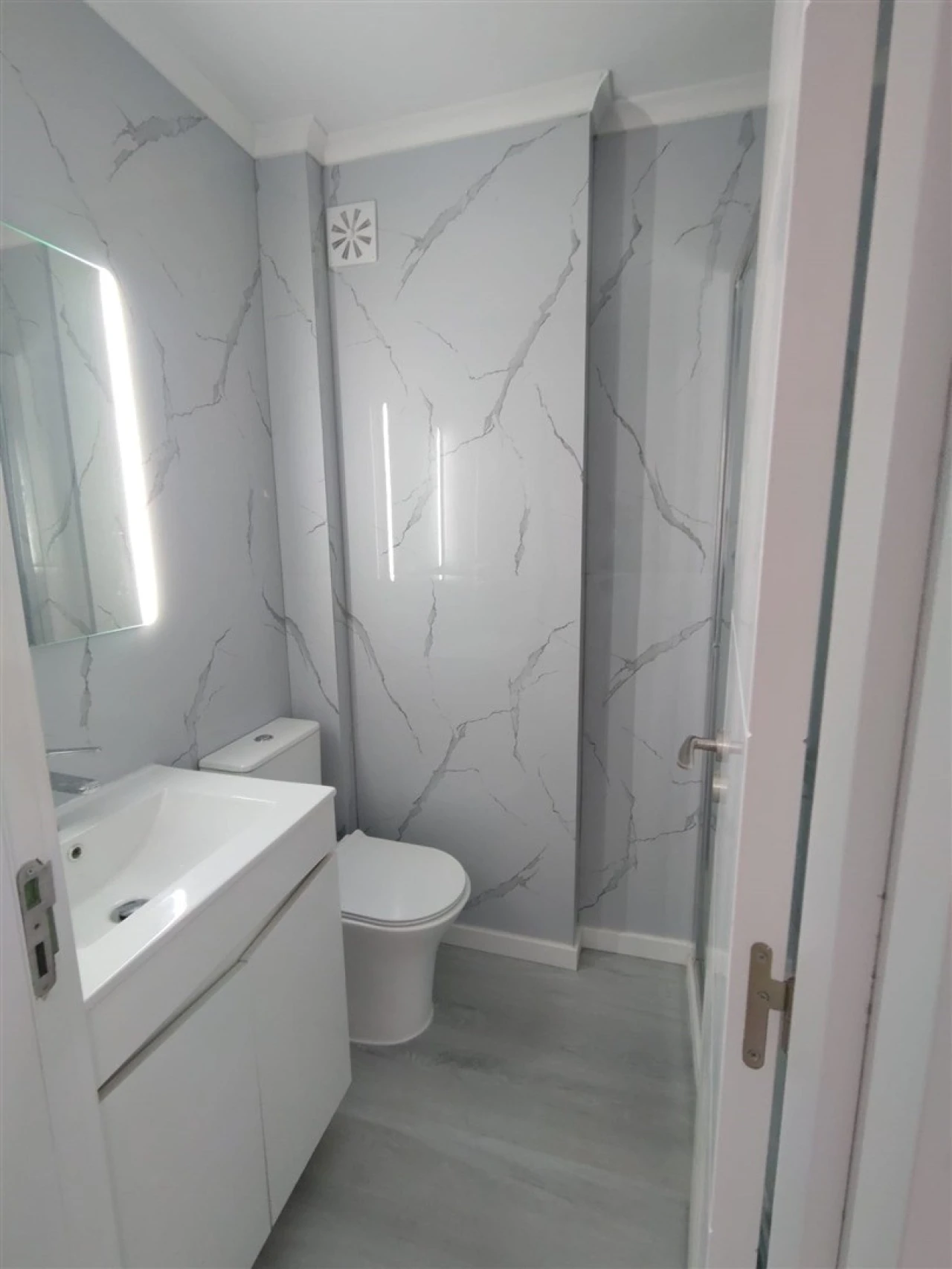 Apartamento T2 para Venda em Benfica Foto 27