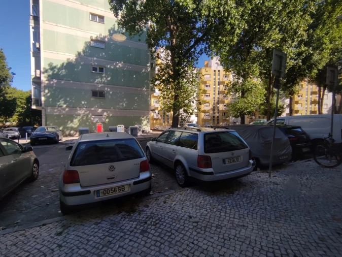 Apartamento T2 para Venda em Benfica Foto 31