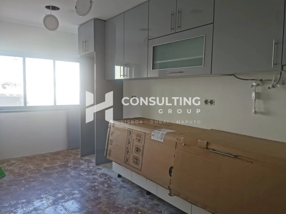 Apartamento T3 para Venda em Cacém e São Marcos Foto 1