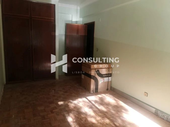 Apartamento T3 para Venda em Cacém e São Marcos Foto 8