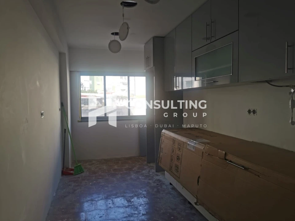Apartamento T3 para Venda em Cacém e São Marcos Foto 30