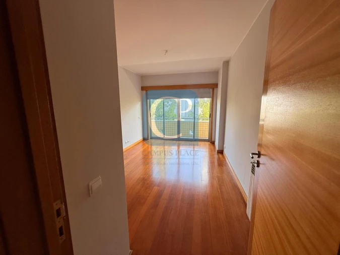 Apartamento T2 para Arrendamento em Cidade da Maia Foto 17