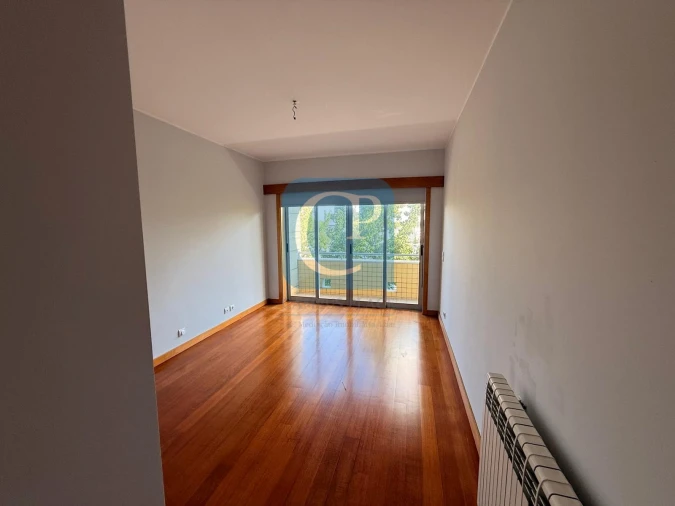 Apartamento T2 para Arrendamento em Cidade da Maia Foto 24