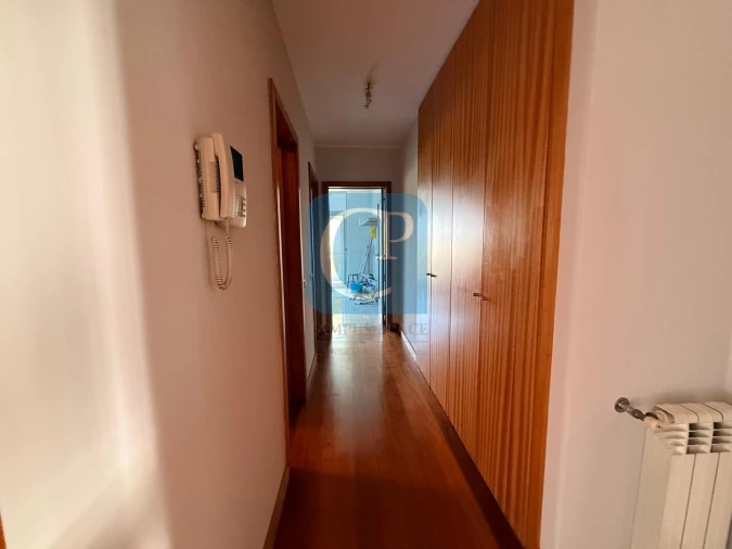 Apartamento T2 para Arrendamento em Cidade da Maia Foto 8