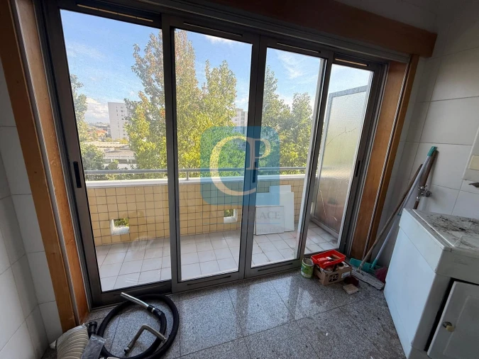 Apartamento T2 para Arrendamento em Cidade da Maia Foto 14