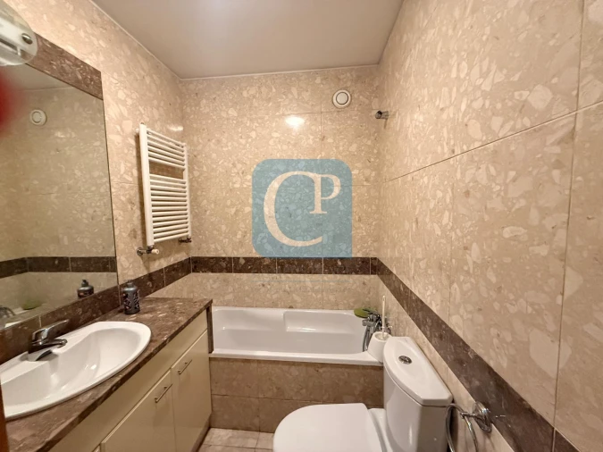 Apartamento T2 para Arrendamento em Cidade da Maia Foto 11
