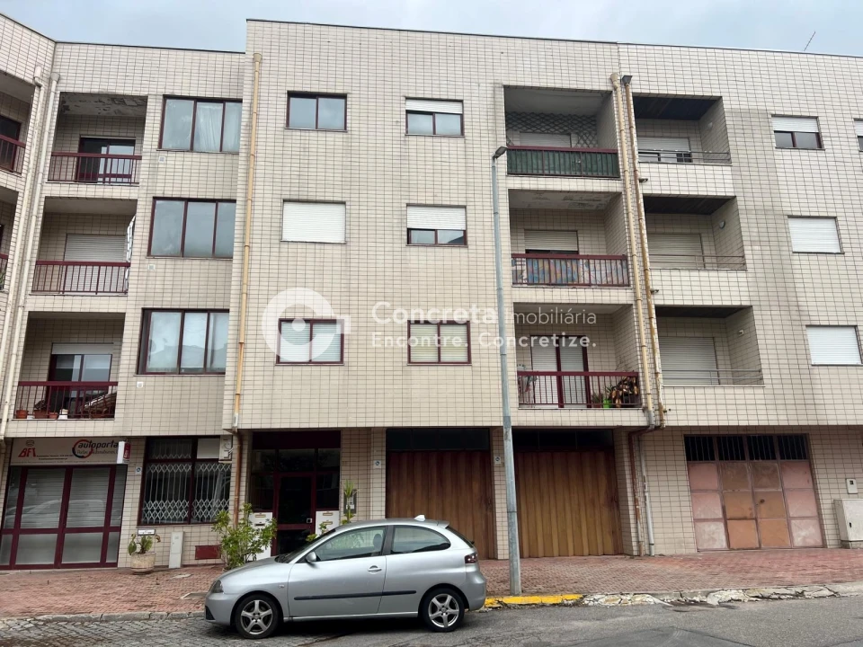 Apartamento T1 para Arrendamento em Gualtar Foto 4