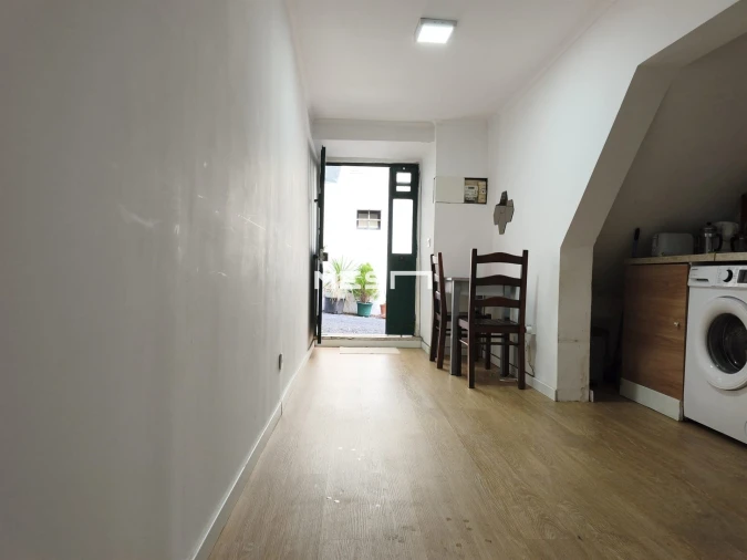 Apartamento T1 para Venda em Arroios Foto 3