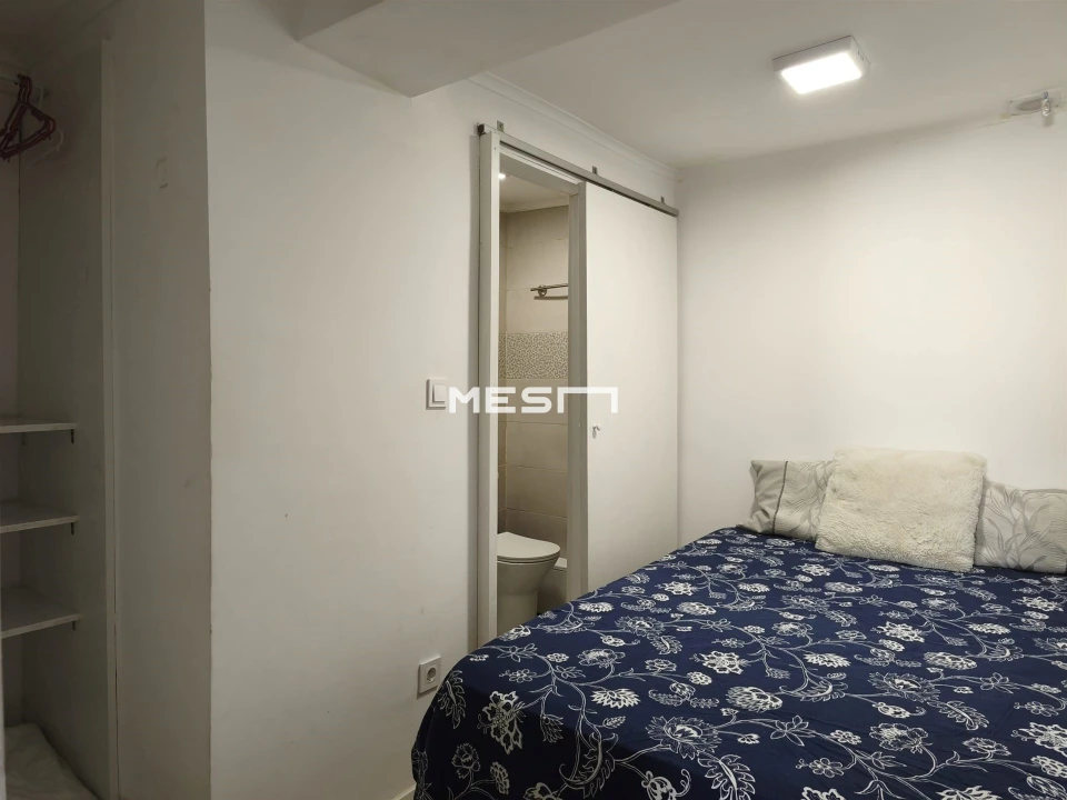 Apartamento T1 para Venda em Arroios Foto 6