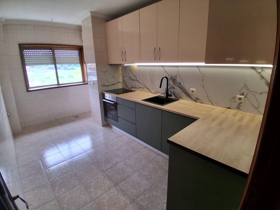 Apartamento T3 para Venda em Rio Tinto Foto 1