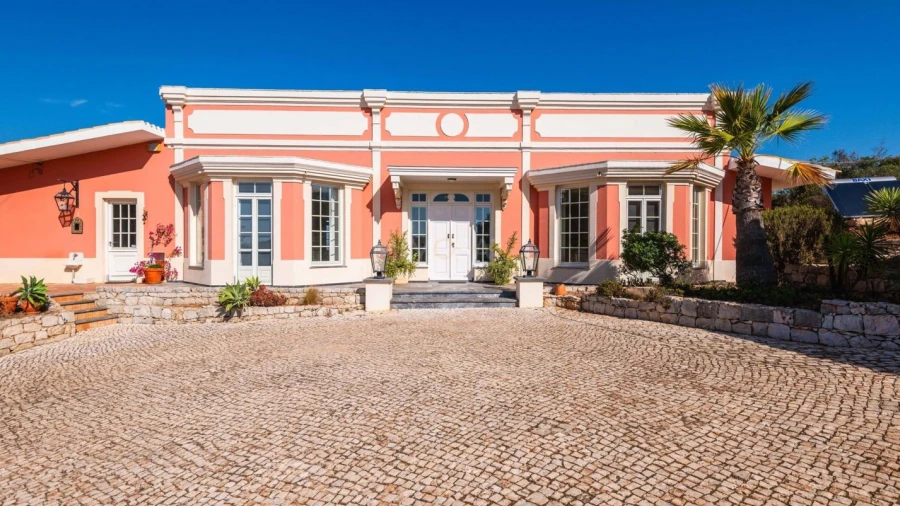 Moradia T5 para Venda em Silves