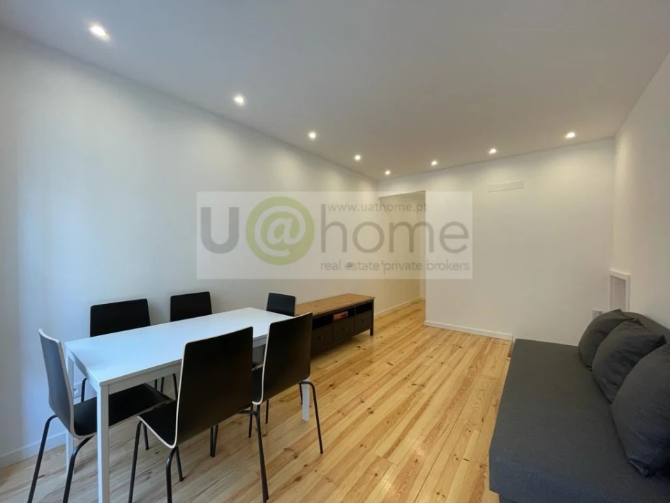 Apartamento T2 para Venda em Arroios Foto 2