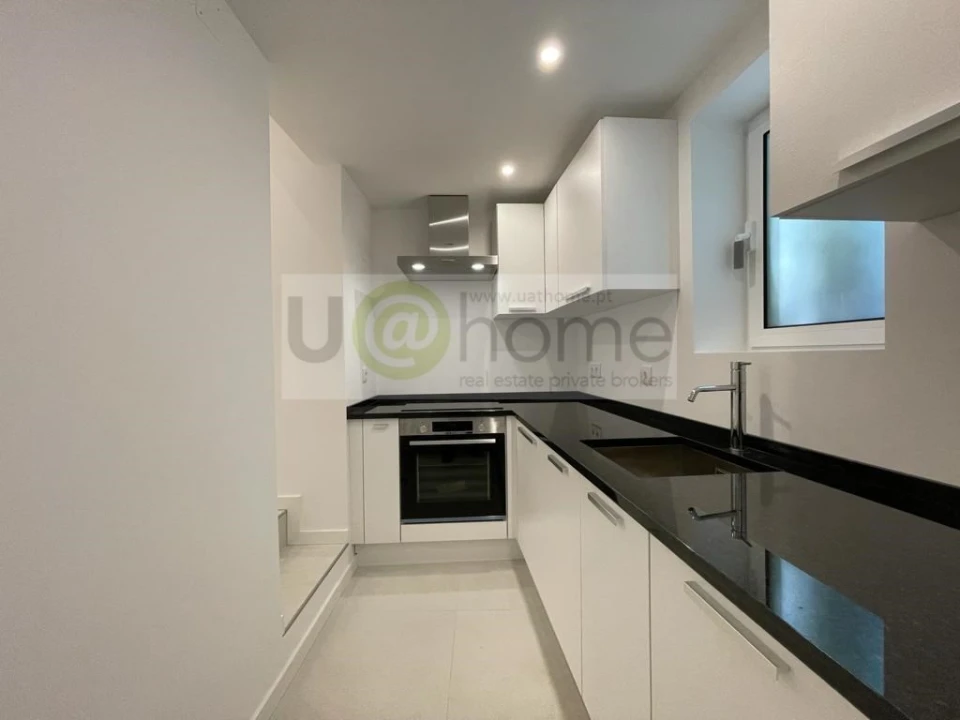 Apartamento T2 para Venda em Arroios Foto 3