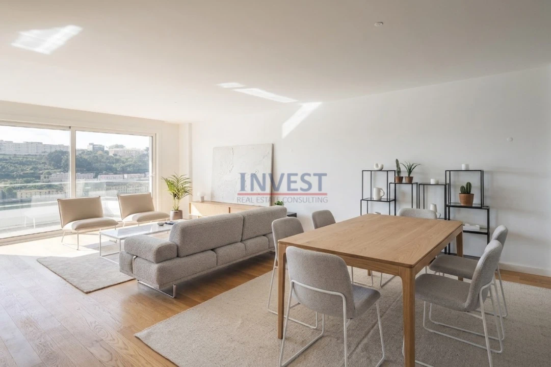 Apartamento T3 para Venda em Lordelo do Ouro e Massarelos Foto 1