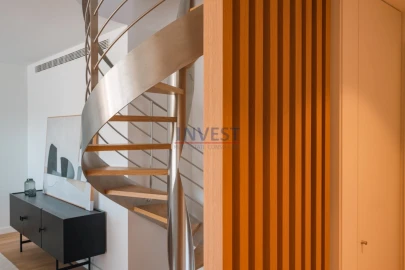 Apartamento T3 para Venda em Lordelo do Ouro e Massarelos