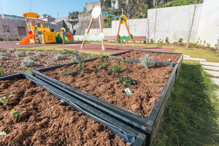 Apartamento T3 para Venda em Lordelo do Ouro e Massarelos Foto 17