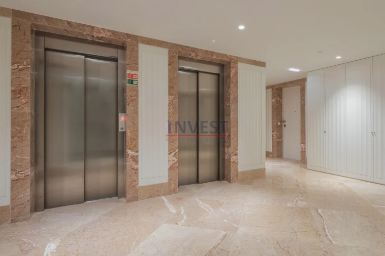 Apartamento T3 para Venda em Lordelo do Ouro e Massarelos Foto 15