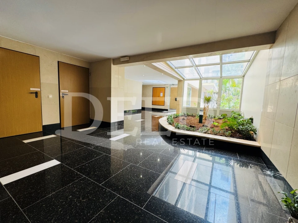 Apartamento T1 para Venda em São Martinho Foto 13