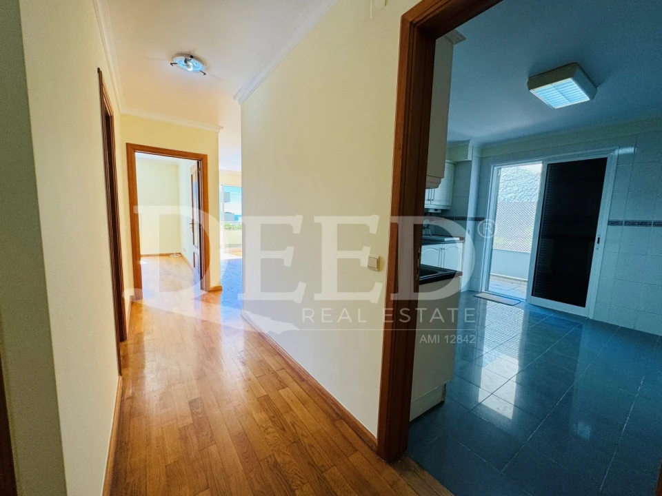 Apartamento T1 para Venda em São Martinho Foto 19