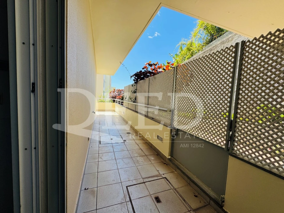 Apartamento T1 para Venda em São Martinho Foto 22