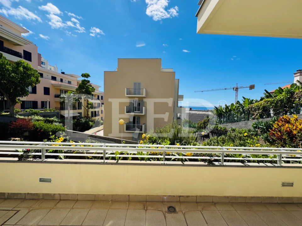 Apartamento T1 para Venda em São Martinho Foto 31