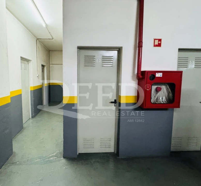 Apartamento T1 para Venda em São Martinho Foto 44