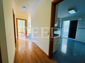 Apartamento T1 para Venda em São Martinho