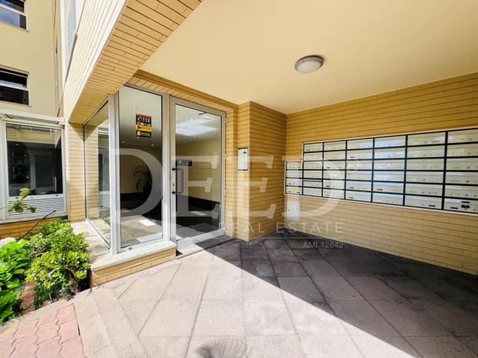Apartamento T1 para Venda em São Martinho Foto 11
