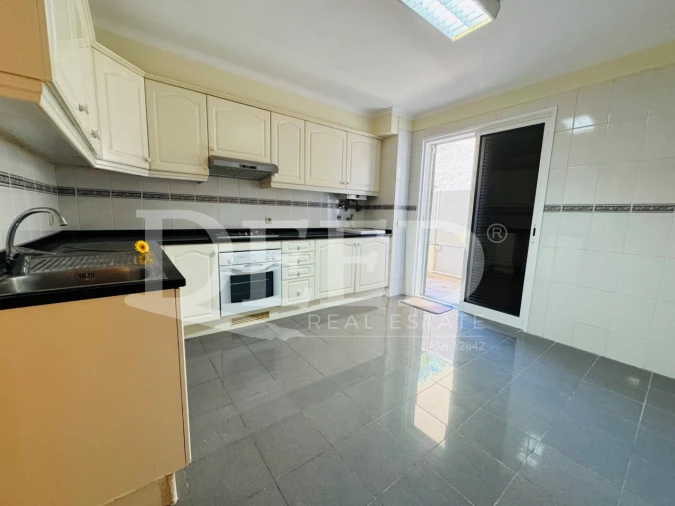 Apartamento T1 para Venda em São Martinho Foto 20