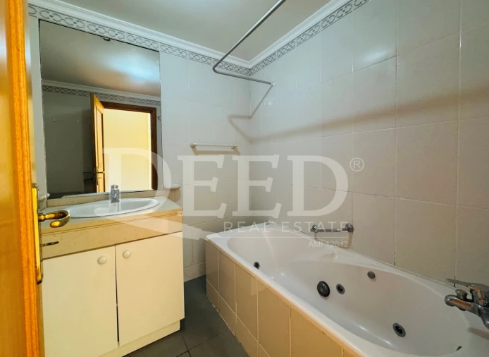 Apartamento T1 para Venda em São Martinho Foto 26