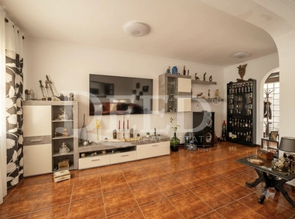 Apartamento T3 para Venda em São Martinho Foto 8