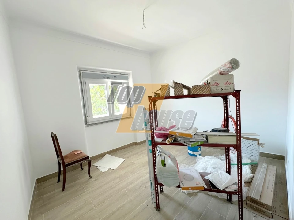 Apartamento T4 para Arrendamento em Almada, Cova da Piedade, Pragal e Cacilhas Foto 11
