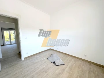 Apartamento T4 para Arrendamento em Almada, Cova da Piedade, Pragal e Cacilhas