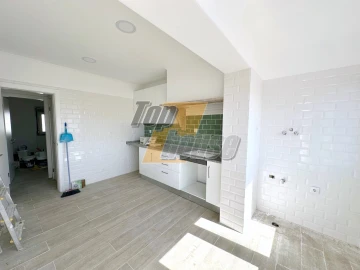 Apartamento T4 para Arrendamento em Almada, Cova da Piedade, Pragal e Cacilhas
